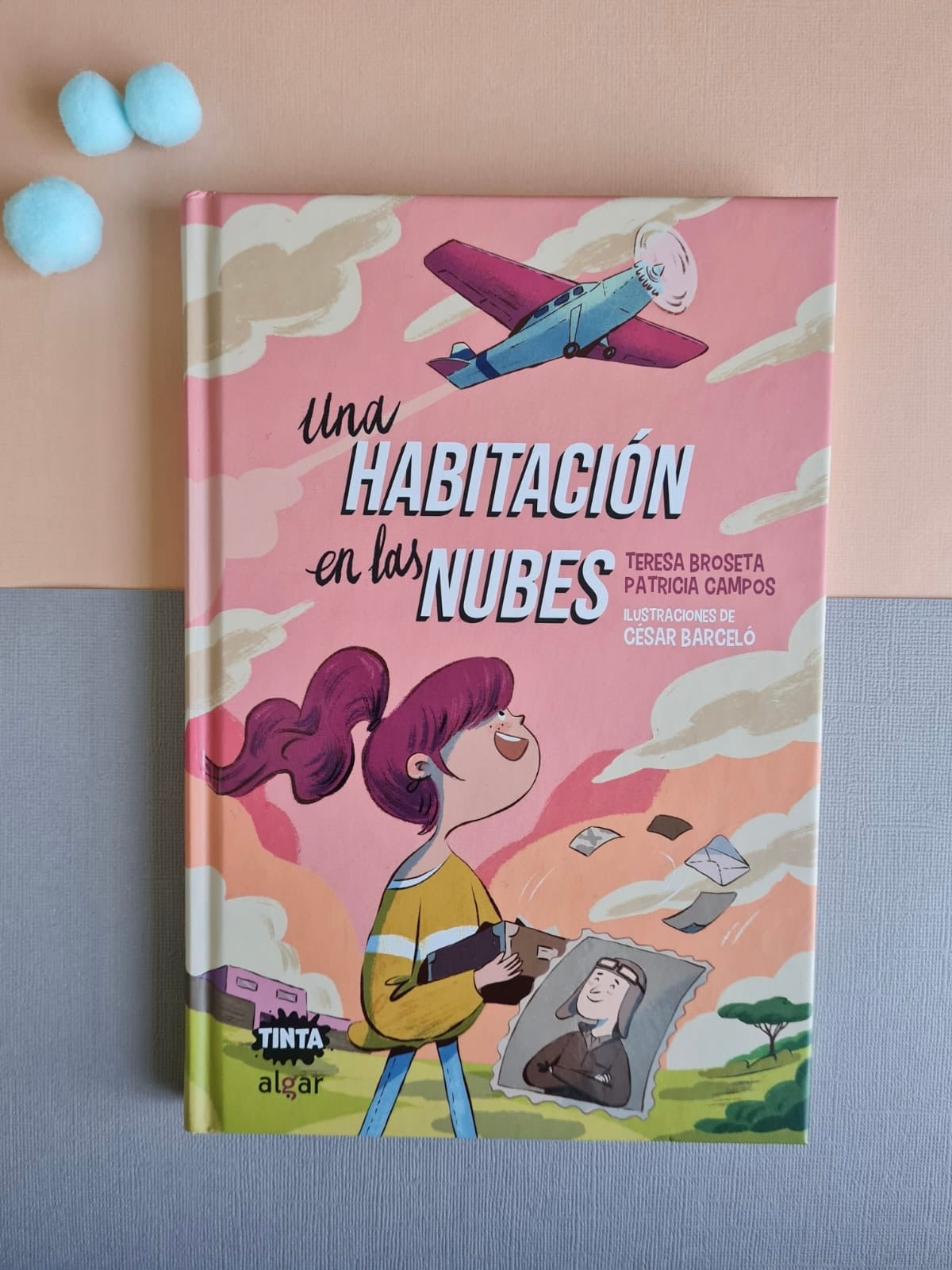 Una habitación en las nubes